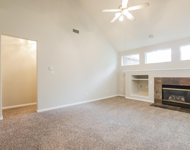 12210 Lakewood Valley Court - Photo Thumbnail 4