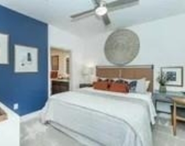 698 Basilica Bay - Photo Thumbnail 21