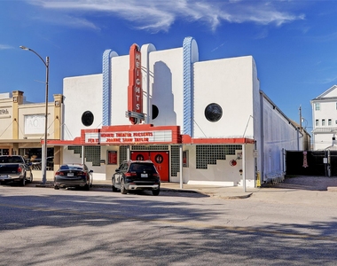 104 E 44th Street - Photo Thumbnail 24