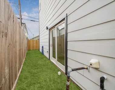 104 E 44th Street - Photo Thumbnail 18