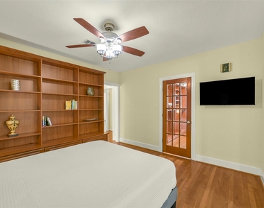 1919 W Mckinney Street - Photo Thumbnail 29