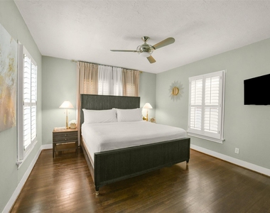 1919 W Mckinney Street - Photo Thumbnail 21