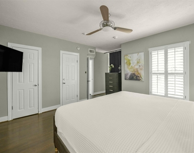 1919 W Mckinney Street - Photo Thumbnail 23