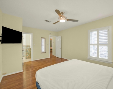 1919 W Mckinney Street - Photo Thumbnail 31