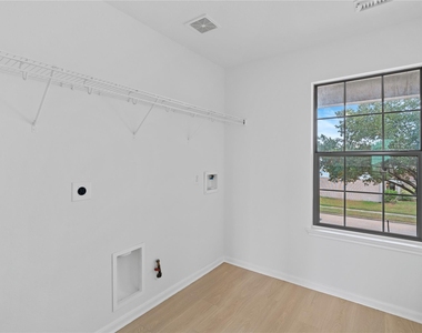 21611 Manitou Falls Lane - Photo Thumbnail 14