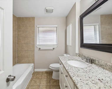 626 Sulphur Street - Photo Thumbnail 12