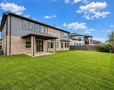 10014 Oakwood Trail - Photo Thumbnail 30