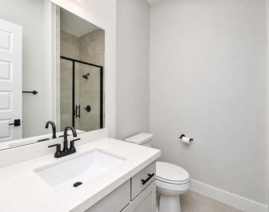 10014 Oakwood Trail - Photo Thumbnail 23