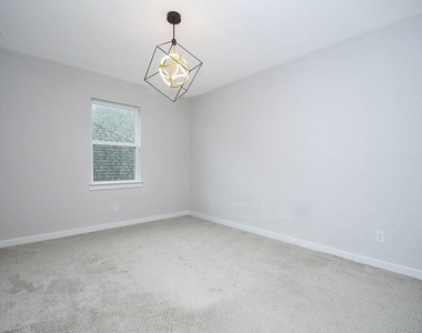 10014 Oakwood Trail - Photo Thumbnail 27