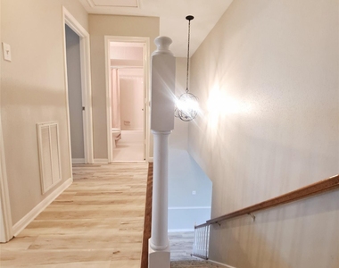 1365 El Camino Village Drive - Photo Thumbnail 11