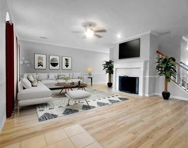1365 El Camino Village Drive - Photo Thumbnail 2