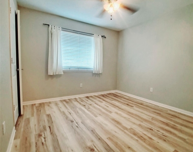 1365 El Camino Village Drive - Photo Thumbnail 19