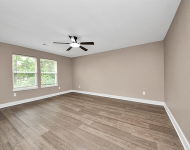 2430 Dolly Wright Street - Photo Thumbnail 35