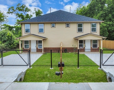 2430 Dolly Wright Street - Photo Thumbnail 43