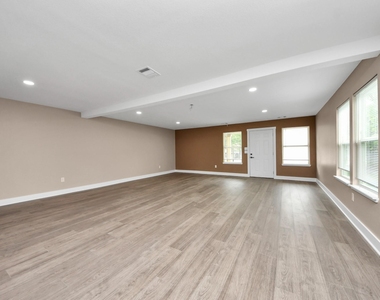 2430 Dolly Wright Street - Photo Thumbnail 21
