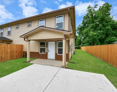 2430 Dolly Wright Street - Photo Thumbnail 42