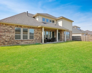 1815 Carriage Oaks Ln - Photo Thumbnail 21