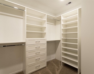 3018 Darlington Court - Photo Thumbnail 22