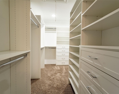 3018 Darlington Court - Photo Thumbnail 21