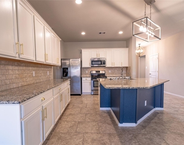 3018 Darlington Court - Photo Thumbnail 8