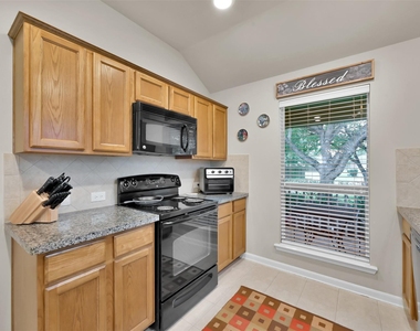 20623 Ranch Mill Lane - Photo Thumbnail 7
