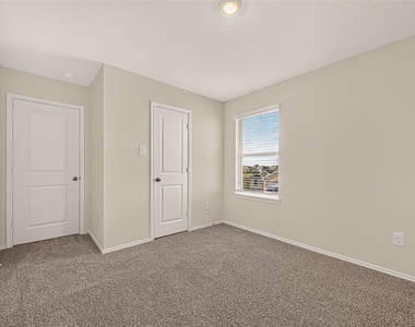 3007 Bloomsbury Terrace Drive - Photo Thumbnail 17