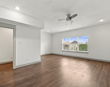 2217 Sherwin Street - Photo Thumbnail 30