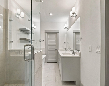 2217 Sherwin Street - Photo Thumbnail 31