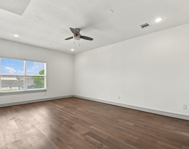 2217 Sherwin Street - Photo Thumbnail 28