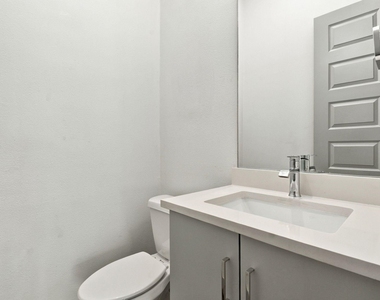 2217 Sherwin Street - Photo Thumbnail 26