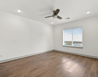 2217 Sherwin Street - Photo Thumbnail 10