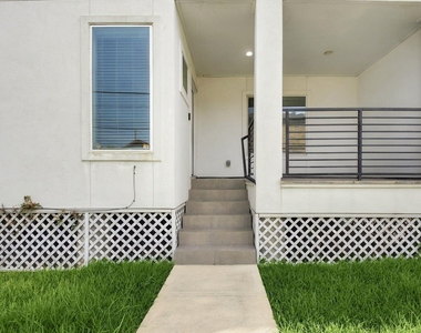 2217 Sherwin Street - Photo Thumbnail 5