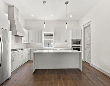 2217 Sherwin Street - Photo Thumbnail 23