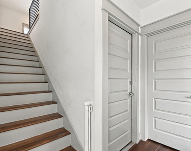 2217 Sherwin Street - Photo Thumbnail 9