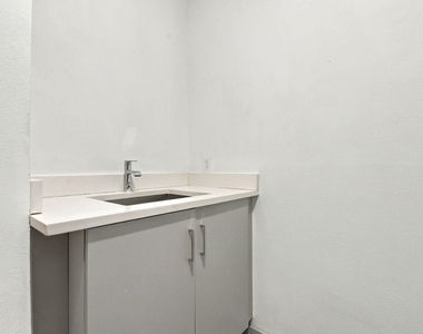 2217 Sherwin Street - Photo Thumbnail 41