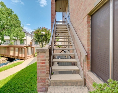 2023 Gentryside Drive - Photo Thumbnail 14