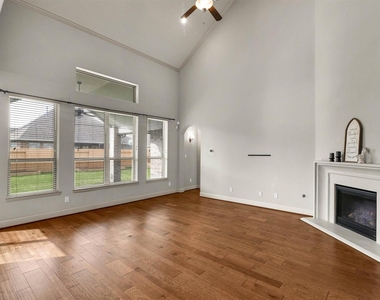 13619 Nearpoint Lane - Photo Thumbnail 11