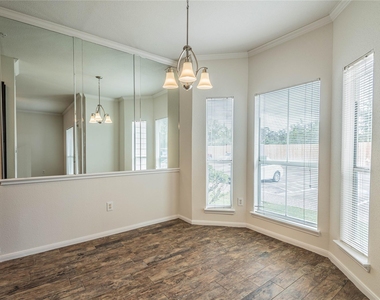 1330 Old Spanish Trail - Photo Thumbnail 6