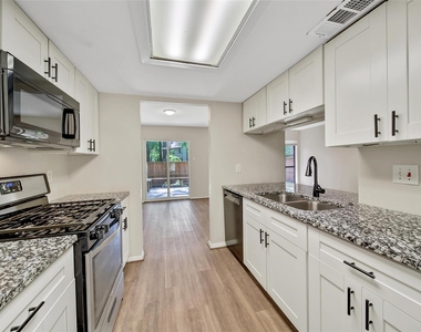 24 W Willowwood Court - Photo Thumbnail 4