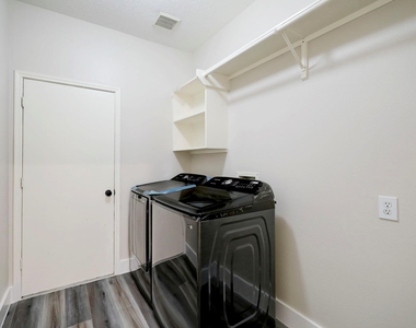 4615 Russett Lane - Photo Thumbnail 30