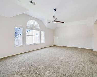 4615 Russett Lane - Photo Thumbnail 22