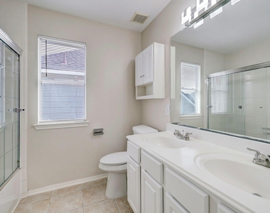 4615 Russett Lane - Photo Thumbnail 25