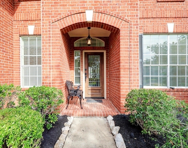 4615 Russett Lane - Photo Thumbnail 3