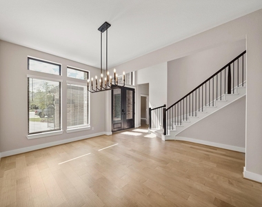 30214 Crossfield Court - Photo Thumbnail 7