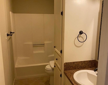 232 Olen Street - Photo Thumbnail 9
