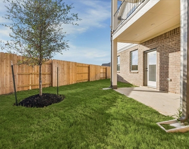 7631 Swooping Swallow Lane - Photo Thumbnail 4