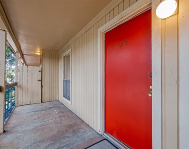 8201 Richmond Avenue - Photo Thumbnail 1