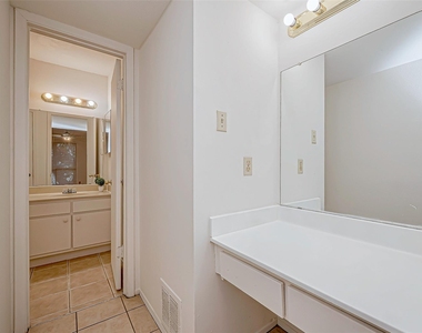 8201 Richmond Avenue - Photo Thumbnail 31