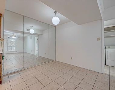 8201 Richmond Avenue - Photo Thumbnail 9