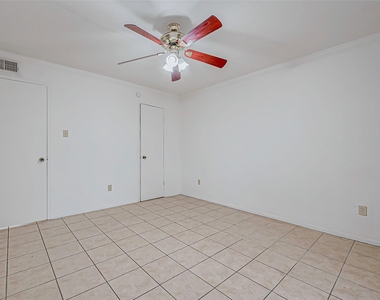 8201 Richmond Avenue - Photo Thumbnail 22